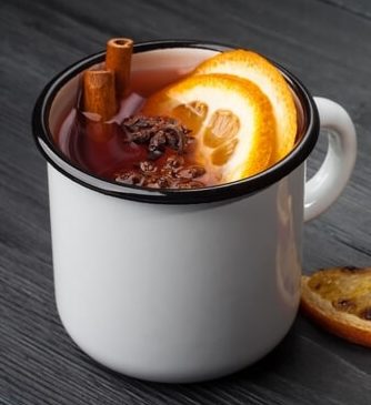 how to prepare a Mulled Wine, a cocktail for fall 